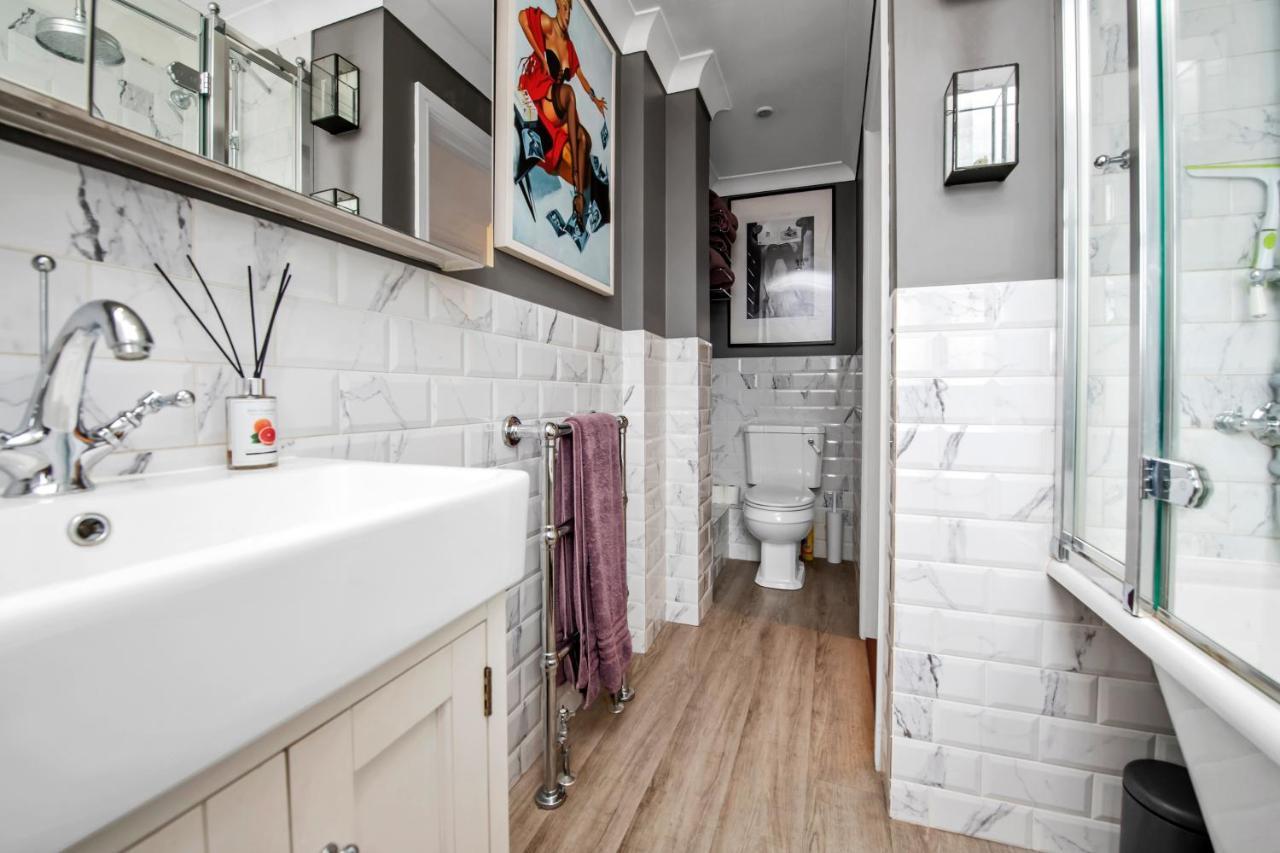Stylish 3 Bedroom Townhouse For 5 Guests, Set In The Medieval Grid With Off Street Parking Bury St. Edmunds Екстер'єр фото